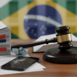 A OAB-SP processa Meta e operadoras por fraudes de advogados falsos