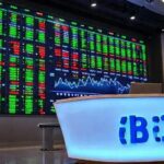 Ibovespa fecha em alta de 2,11% enquanto dólar se valoriza a R$ 5,41