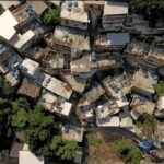 Moradores de comunidades buscam seguros mais completos e acessíveis