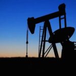 Mercados em alta: petróleo sobe com tensões entre Israel e Irã